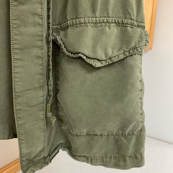 Mossimo Green Vest - Picture 3 of 5